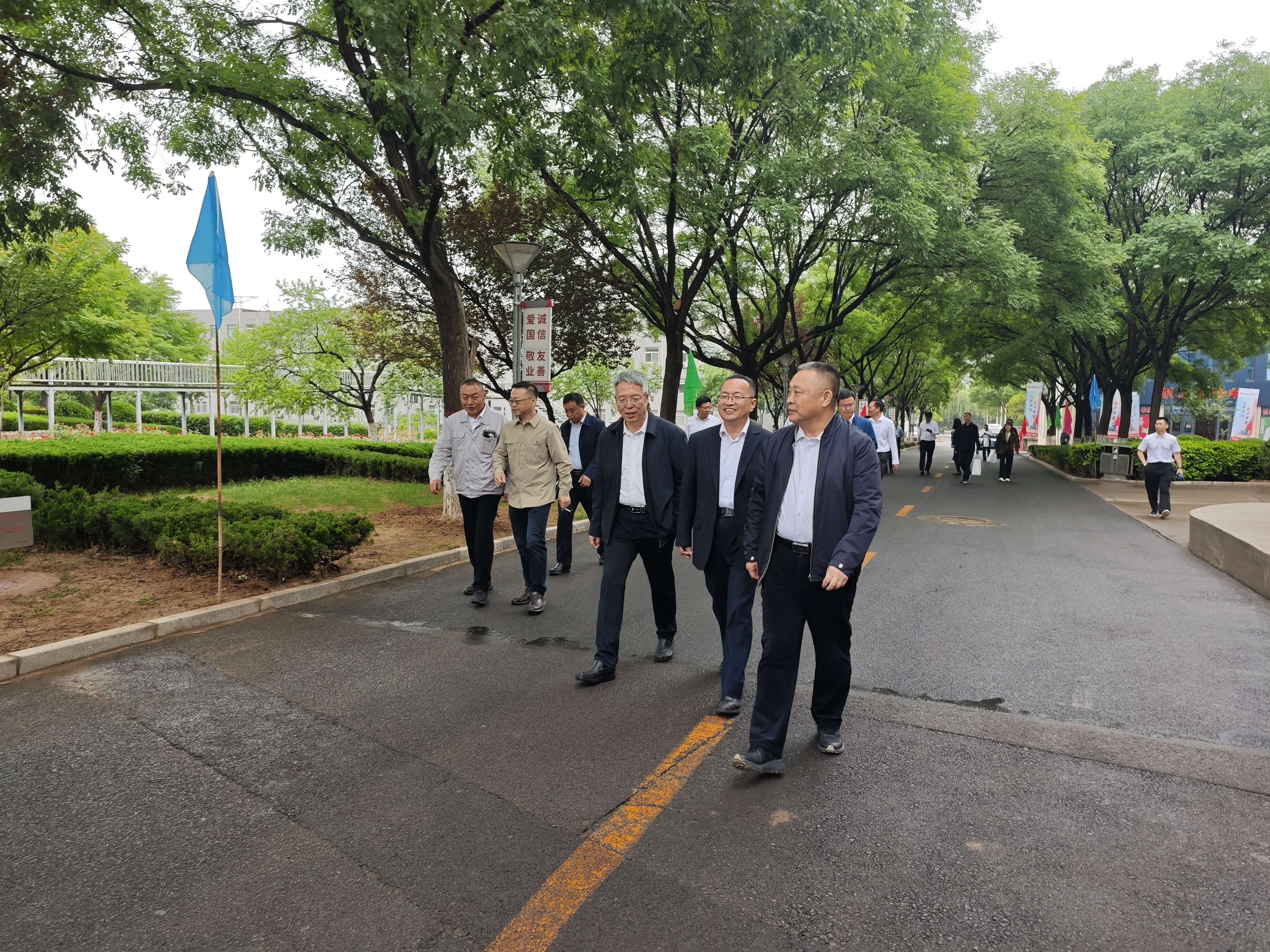 公司董事长崔华受邀出席国能河北公司品牌开放日暨可持续发展报告发布会·共启火电可持续发展新篇章(图3)